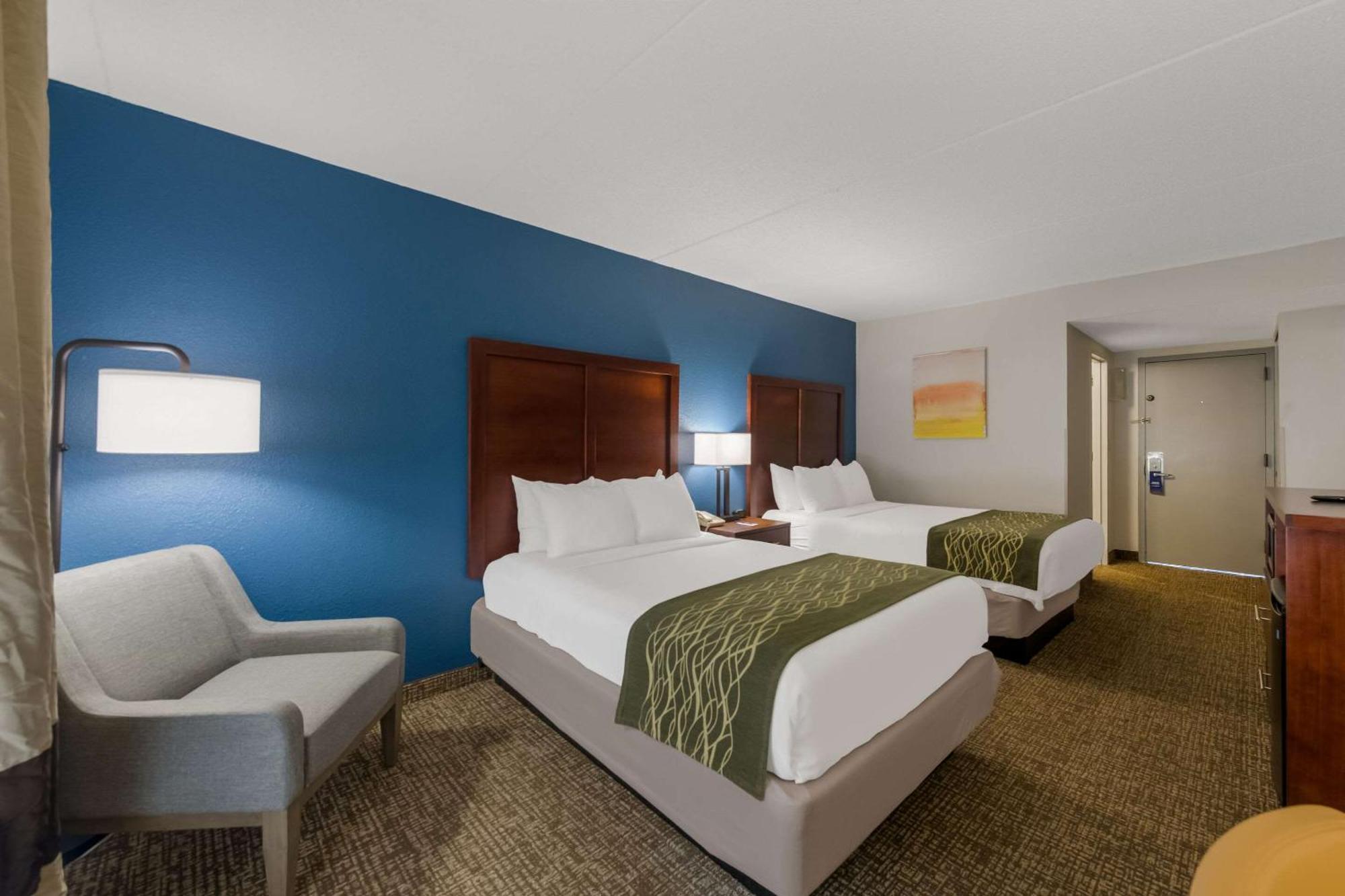 Comfort Inn Newport News - Hampton I-64 מראה חיצוני תמונה